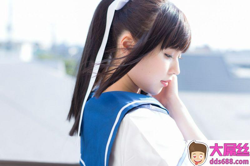 Model写真系列Ruban学生妹迷人胴体